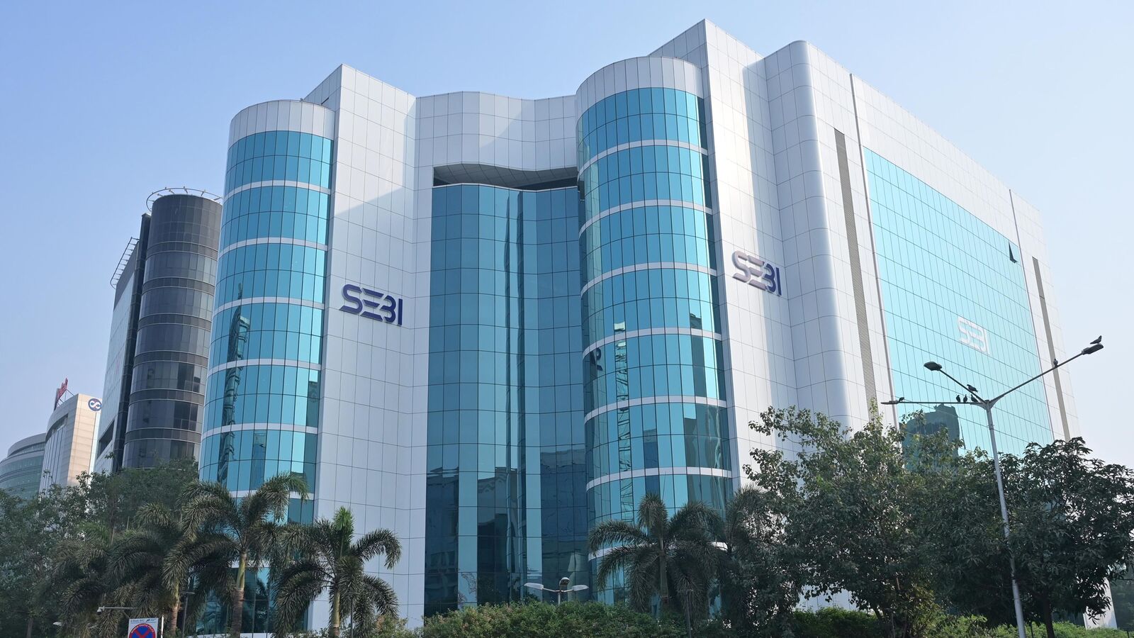 Sebi relaxes draconian KYC norms to simplify risk management framework. Details here