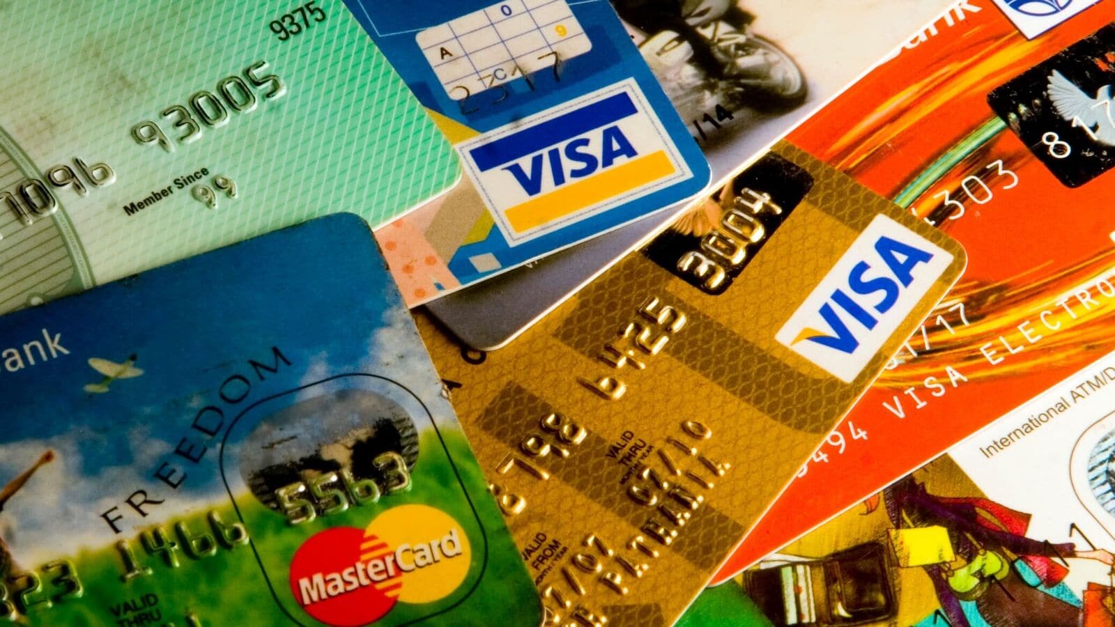 Credit card and budgeting: How to align your credit card use with your budget goals?