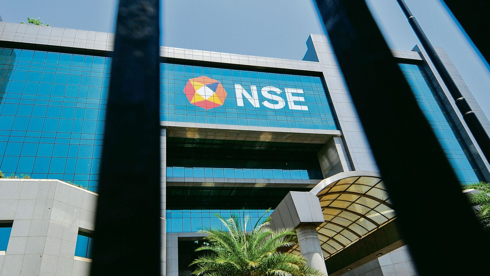 NSE to discontinue weekly index derivatives for Bank Nifty, Nifty Midcap and Nifty Financial Services