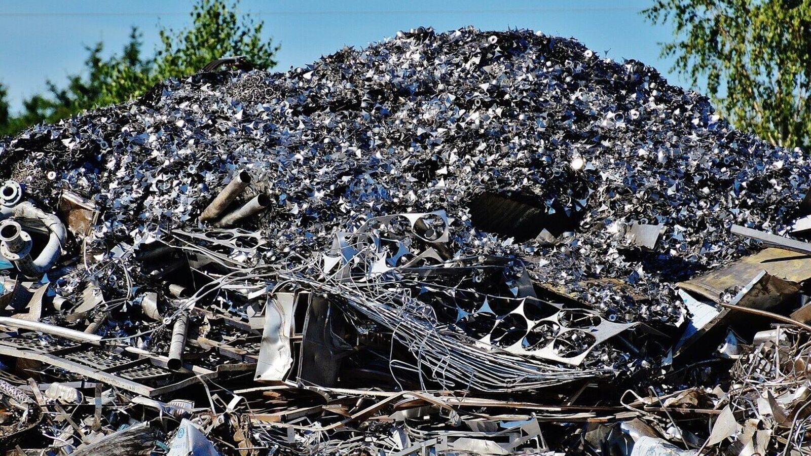 Top 4 metal recycling stocks you can't afford to miss