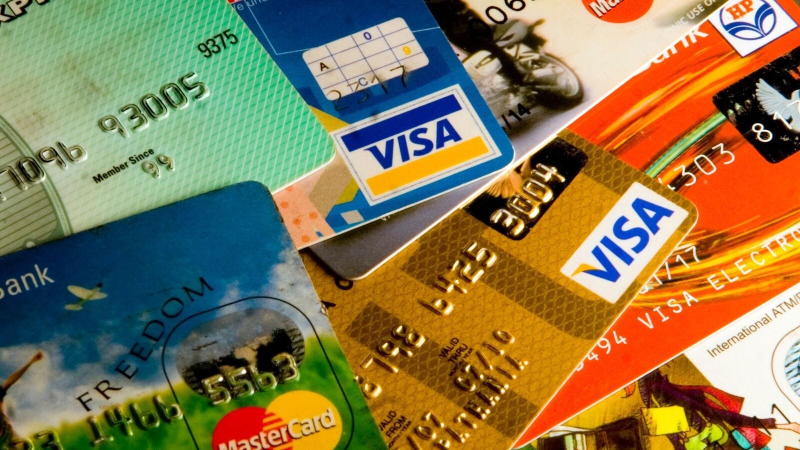 How to maximise rewards from travel credit cards? Here are 5 ways